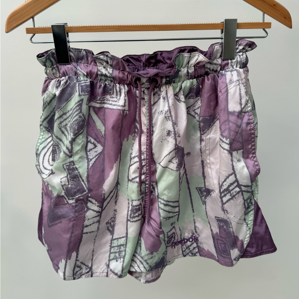 Reebok Athletic Shorts in‎ Purple & Green Pattern, Size M